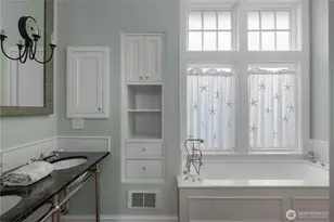 7 E Myrtle Ln, Pacific Beach, WA 98571 - Photo 30