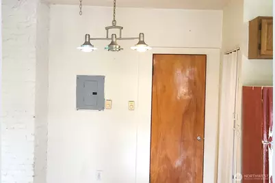 529 N 103rd Street, Seattle, WA 98133 - Photo 6