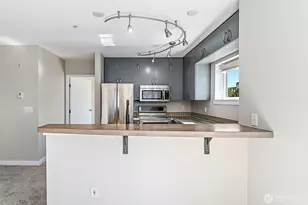 2440 Western Ave, Seattle, WA 98121 - Photo 14