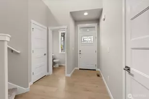 9021 Wyatt Ct SE, Tumwater, WA 98501 - Photo 4