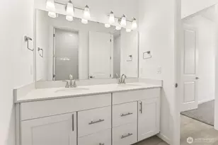 341 N 55th St, Mount Vernon, WA 98273 - Photo 8