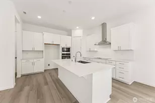 341 N 55th St, Mount Vernon, WA 98273 - Photo 6