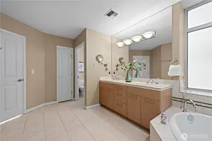 2319 1st Ave, Seattle, WA 98121 - Photo 18