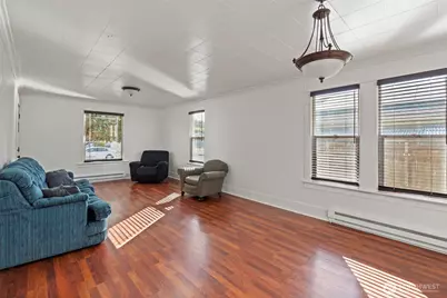 303 W Magnolia Street, Centralia, WA 98531 - Photo 6