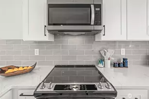 12225 Roseberg Ave S, Seattle, WA 98168 - Photo 8