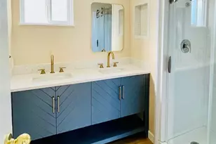 545 Hendricks St, Port Townsend, WA 98368 - Photo 16