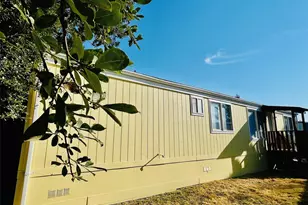 545 Hendricks St, Port Townsend, WA 98368 - Photo 4