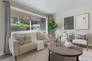 1006 NE 126th St, Seattle, WA 98125 - Photo 8