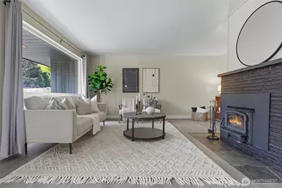 1006 NE 126th St., Seattle, WA 98125 - Photo 4