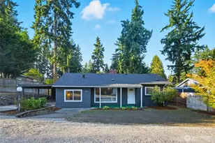 1006 NE 126th St, Seattle, WA 98125 - Photo 2