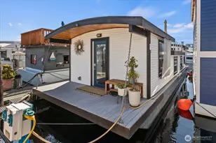 1900 Westlake Ave N, Seattle, WA 98109 - Photo 2