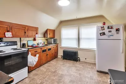 801 Veneta Avenue, Bremerton, WA 98337 - Photo 24