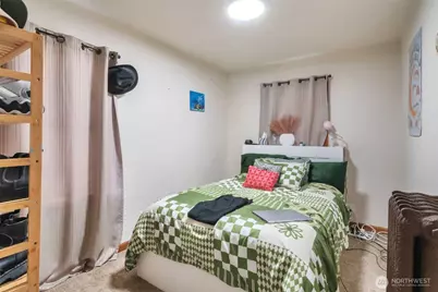 801 Veneta Avenue, Bremerton, WA 98337 - Photo 14