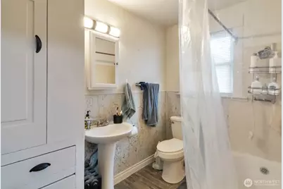 801 Veneta Avenue, Bremerton, WA 98337 - Photo 28