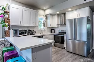 6827 S Thompson Ave, Tacoma, WA 98408 - Photo 12