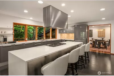 12741 NE 39th Street, Bellevue, WA 98005 - Photo 10