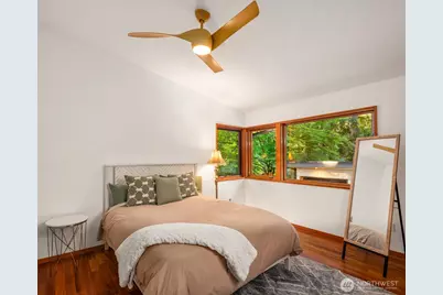 12741 NE 39th Street, Bellevue, WA 98005 - Photo 18