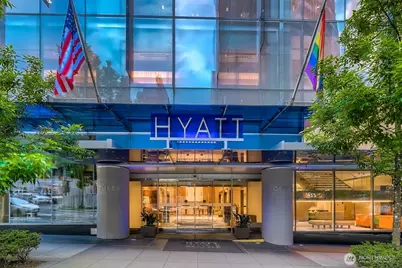 737 Olive Way #2905, Seattle, WA 98101 - Photo 32