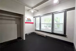 4738 17th Ave NE, Seattle, WA 98105 - Photo 6