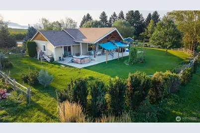 129 Robinson Canyon Road, Omak, WA 98841 - Photo 4