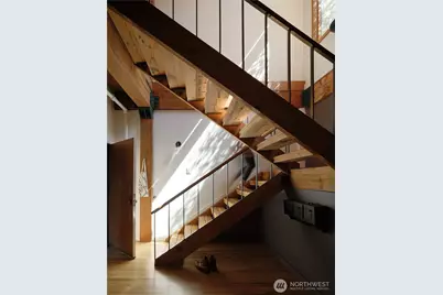 611 Post Avenue #7, Seattle, WA 98104 - Photo 10