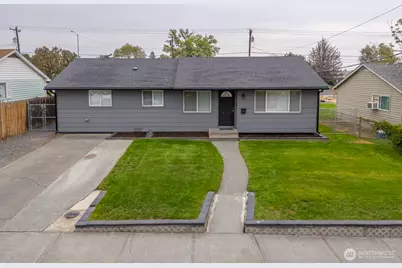 630 W Loop Drive, Moses Lake, WA 98837 - Photo 2