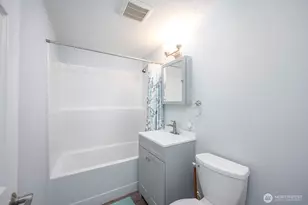 630 W Loop Dr, Moses Lake, WA 98837 - Photo 8