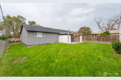 630 W Loop Drive, Moses Lake, WA 98837 - Photo 4