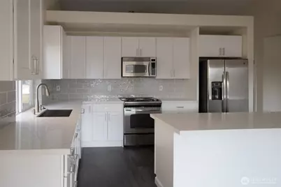 18722 17th Avenue E, Spanaway, WA 98387 - Photo 8