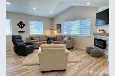 338 5th Street SE, Puyallup, WA 98372 - Photo 6