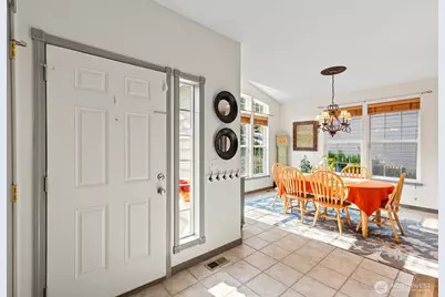 1604 Tara Court, Kelso, WA 98626 - Photo 4