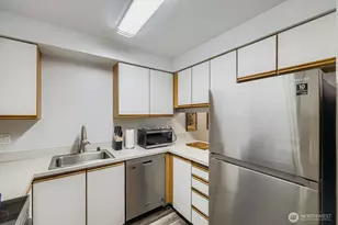 18200 73rd Ave NE, Kenmore, WA 98028 - Photo 12