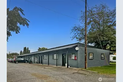 616 Columbia Avenue #7, Bridgeport, WA 98813 - Photo 1