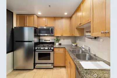 1420 Terry Avenue #205, Seattle, WA 98101 - Photo 4