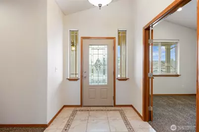 509 N Bluff  West Drive, Moses Lake, WA 98837 - Photo 8