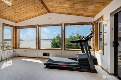 221 Madrona Road, Nordland, WA 98358 - Photo 12