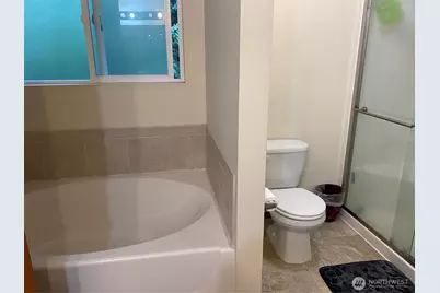 11714 9th Avenue Ct E, Tacoma, WA 98445 - Photo 2