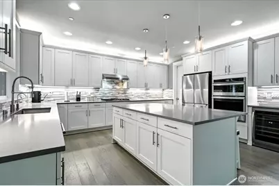 7905 5th Place SE, Lake Stevens, WA 98258 - Photo 4