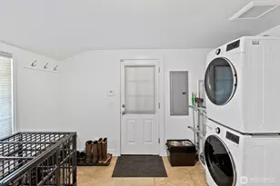 10191 W Belfair Valley Rd, Bremerton, WA 98312 - Photo 20