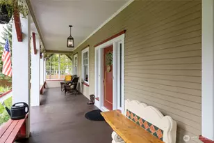 1011 Caveness Dr, Centralia, WA 98531 - Photo 4