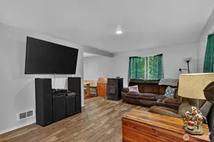 8323 Cedar Grove Ave, Concrete, WA 98237 - Photo 8