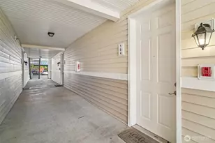 10113 186 St E, Puyallup, WA 98375 - Photo 4