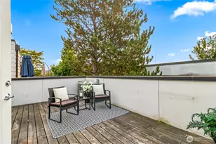 319C Malden Ave E, Seattle, WA 98112 - Photo 6