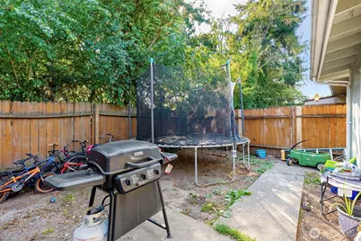 2727 Hefner, Bremerton, WA 98310 - Photo 14