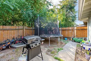 2727 Hefner, Bremerton, WA 98310 - Photo 14