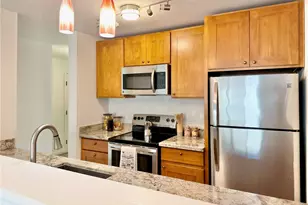 5834 NE 75th St, Seattle, WA 98115 - Photo 12