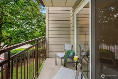 5834 NE 75th Street #B202, Seattle, WA 98115 - Photo 12