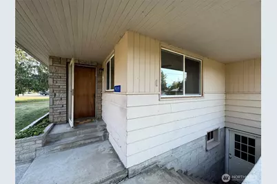 935 Madison Avenue, Darrington, WA 98241 - Photo 4