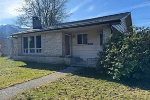 935 Madison Ave, Darrington, WA 98241 - Photo 2