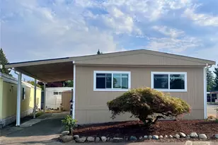 18501 52nd Ave W, Lynnwood, WA 98037 - Photo 1